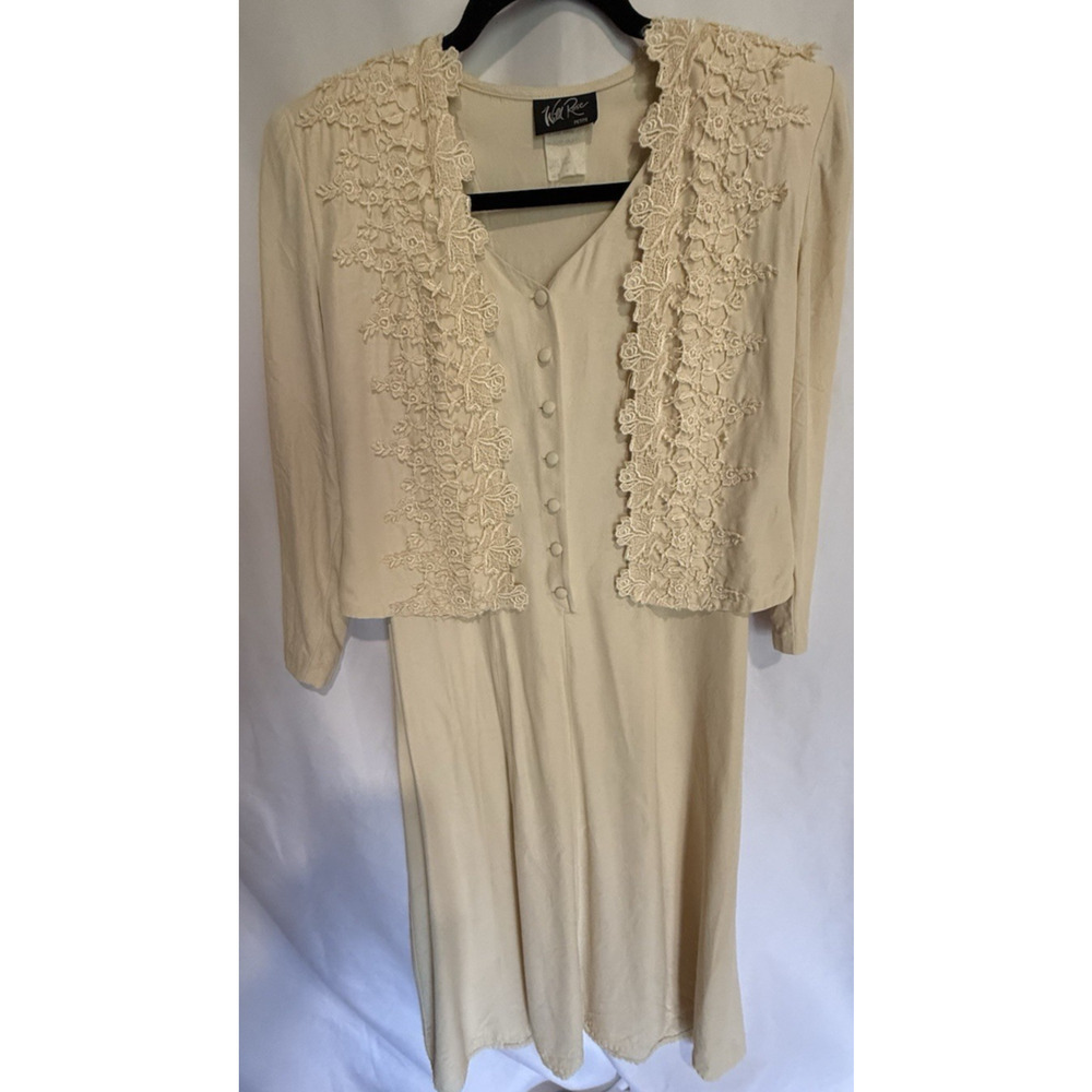 Vintage Wild Rose Y2K 90's Lace Elegant Creamy White Shift Dress Jacket